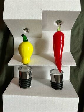 Glass Pepper and Lemon Bottle Stoppers - Yellow & Red